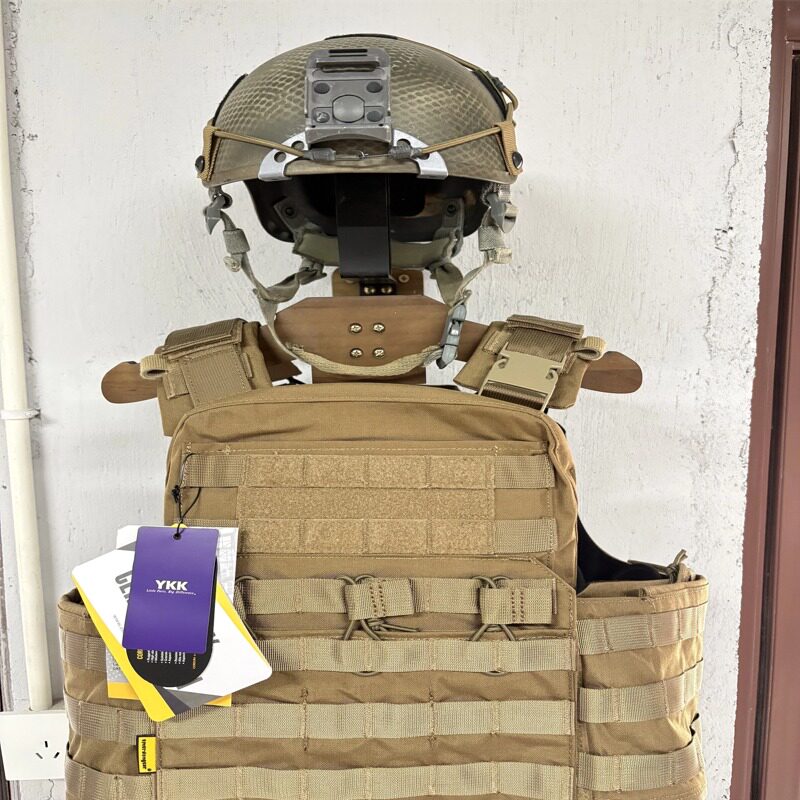 Wall Mount Tactical Gear Rack  - đánh giá và giá Motorcycle Gear Display Rack